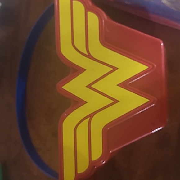 Wonder Woman bundle - Picture 2 of 7